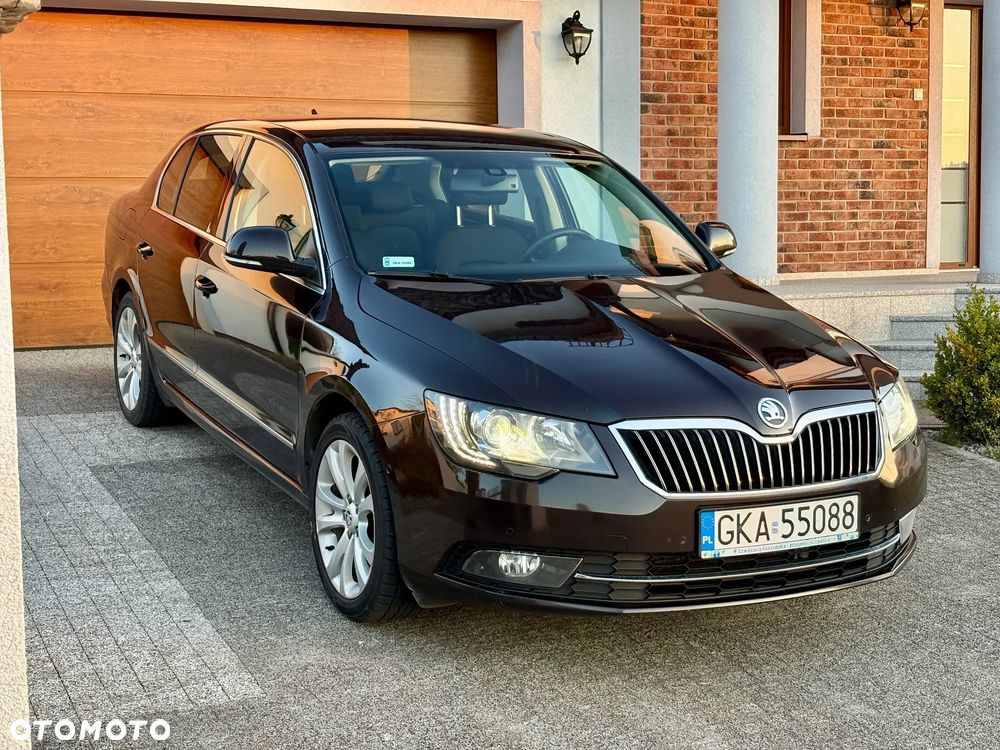 Skoda Superb 2.0 TDI Elegance DSG - 1