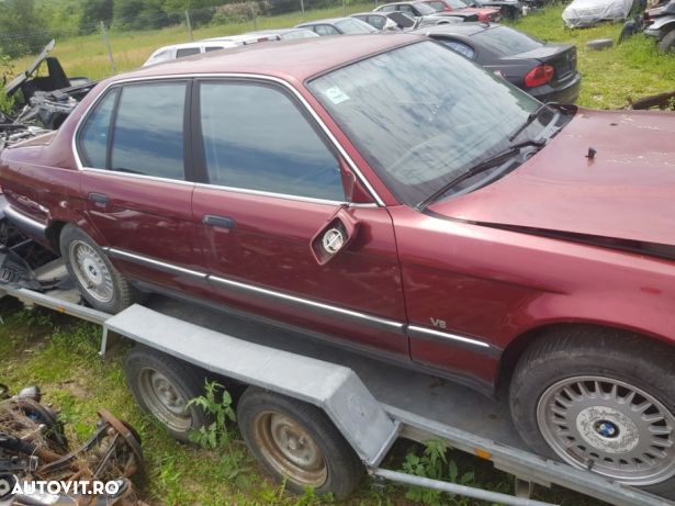 Dezmembrez Seria 7 E32 30 V8 1992 cutie manuală pompă sevofrana V8 e34 - 1