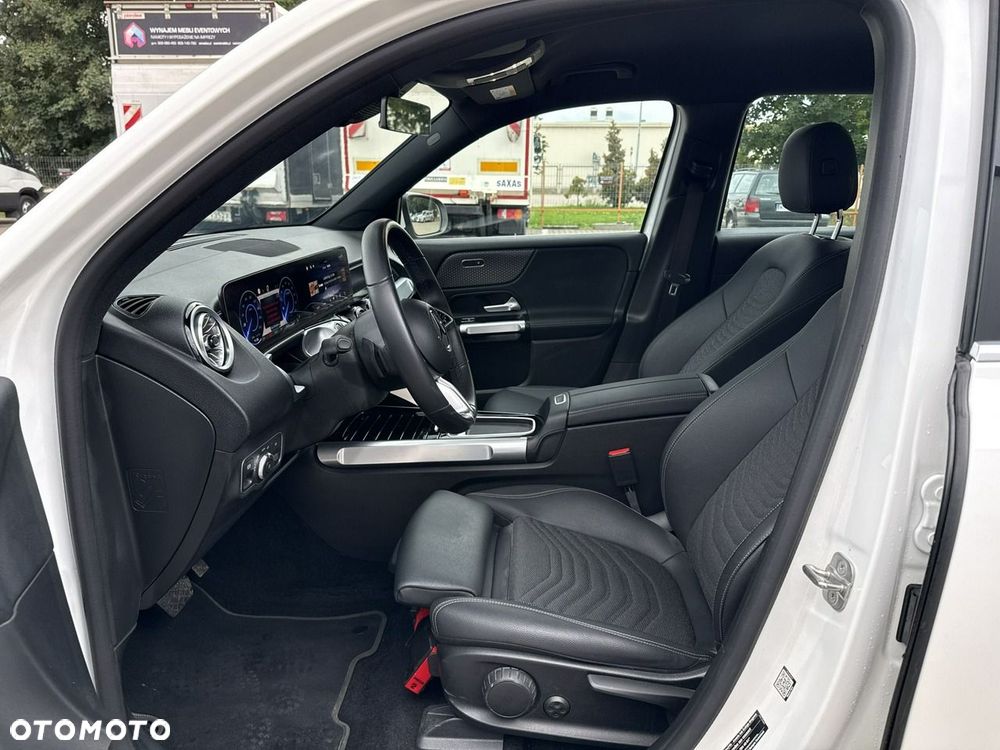 Mercedes-Benz EQB 250 66.5kWh Progressive - 11
