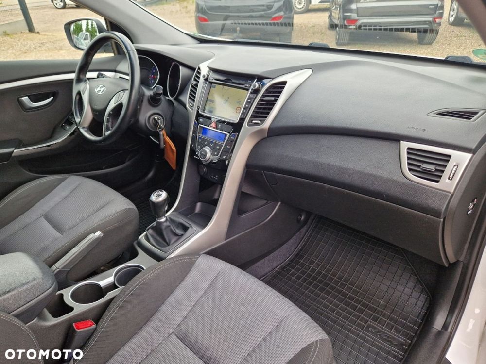 Hyundai i30 1.4 Premium - 20