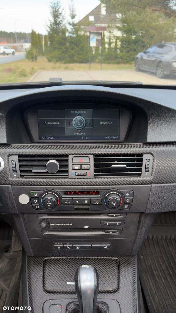 BMW Seria 3 325i - 37