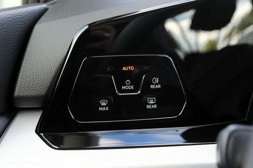 Volkswagen Golf 1.0 TSI - 23