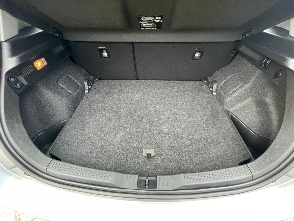 Toyota Auris 1.6 Valvematic Executive - 22