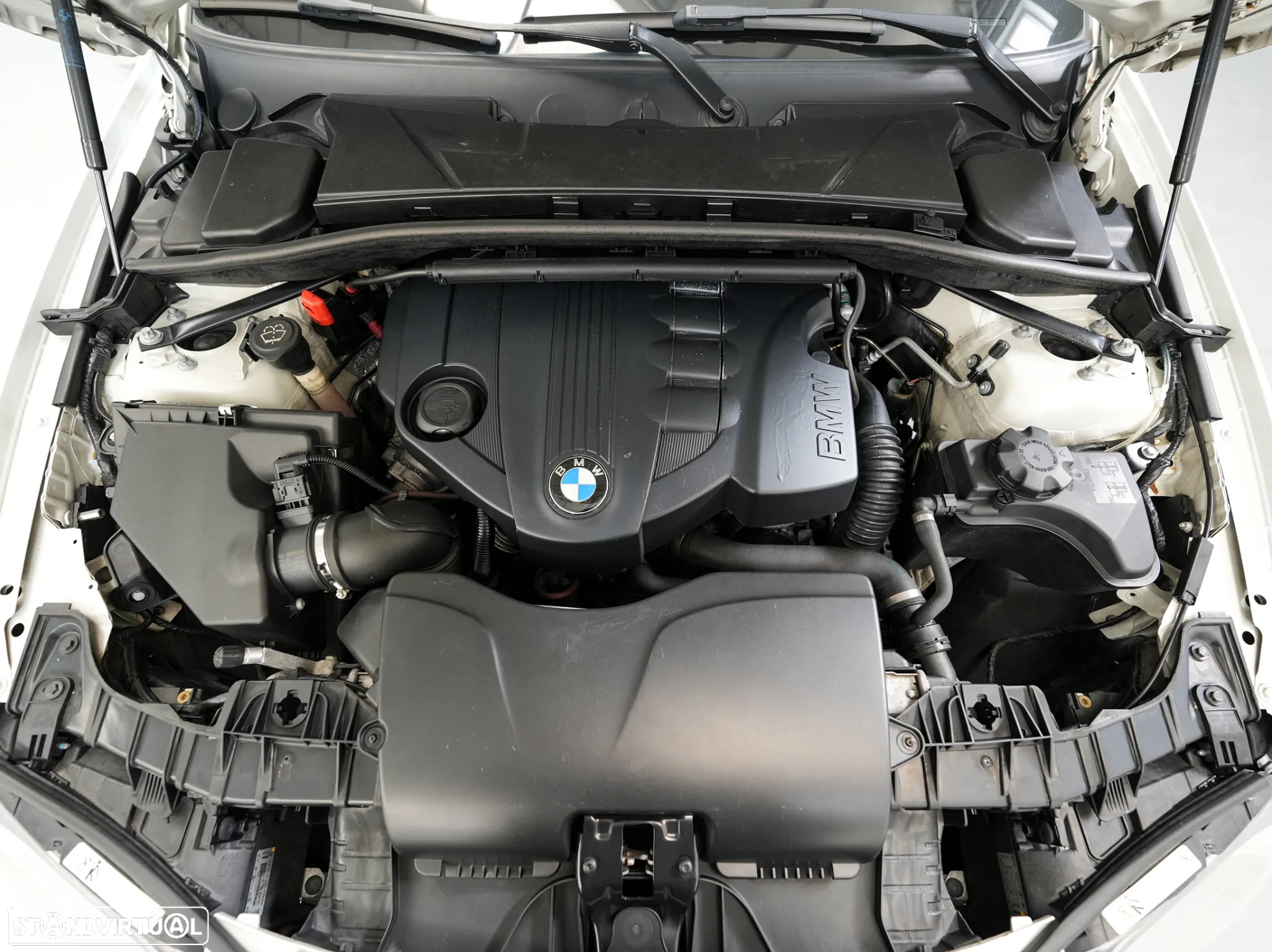 BMW 123 d Coupe - 15