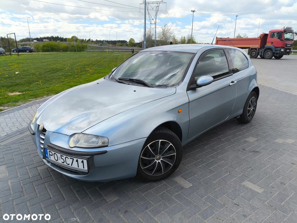 Alfa Romeo 147 1.9 JTD Progression - 1