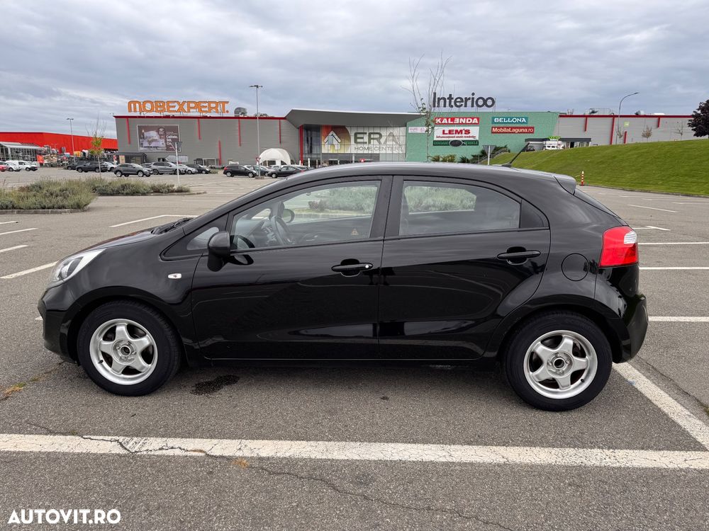 Kia Rio 1.2 GSL BASE - 9