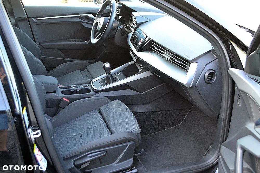Audi A3 Sportback 35 TFSI Advanced - 19