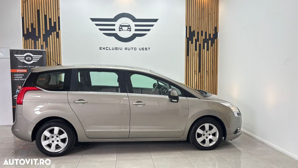 Peugeot 5008 - 11