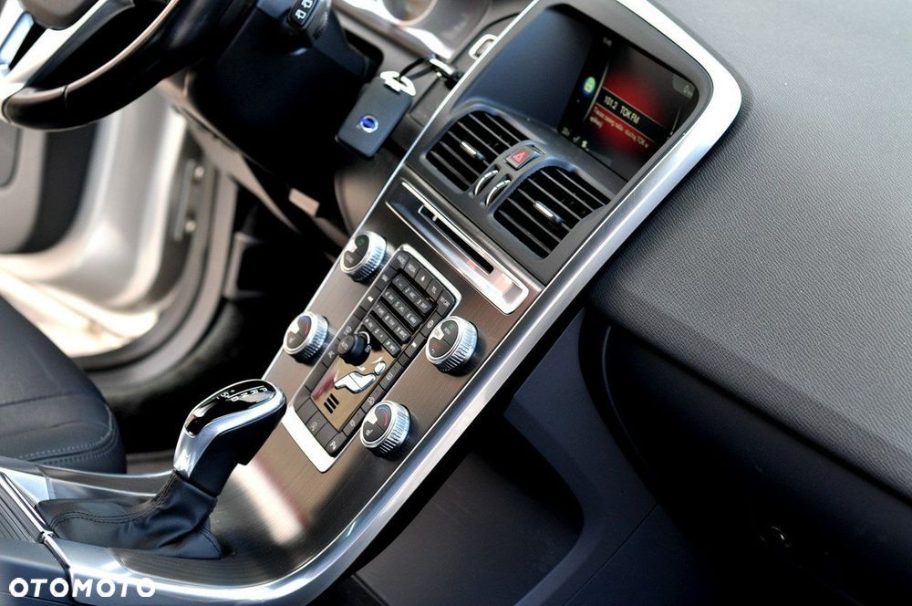 Volvo XC 60 D4 Drive-E Summum - 14