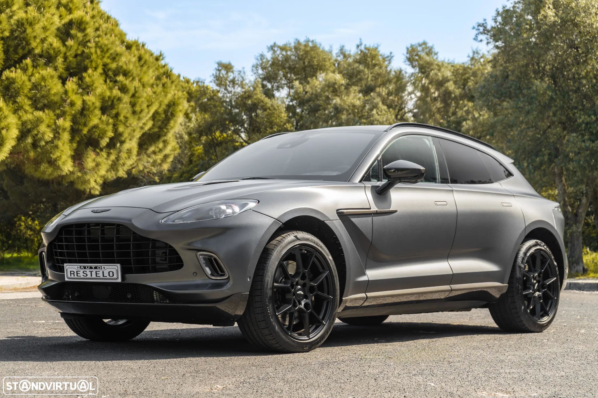 Aston Martin DBX Standard - 1