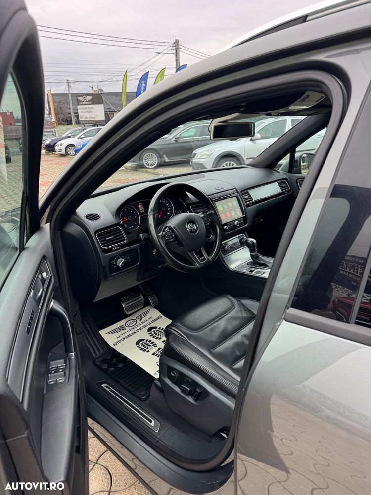 Volkswagen Touareg 3.0 V6 TDI SCR Blue Motion DPF Automatik Terrain Tech Executive Edition - 36