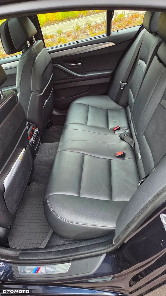 BMW Seria 5 535d xDrive - 12