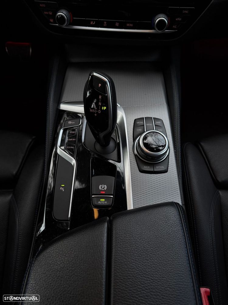 BMW 520 d Pack M Auto - 18