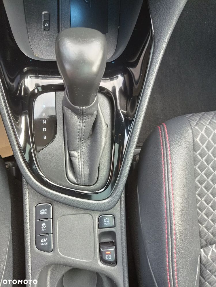 Toyota Yaris - 20