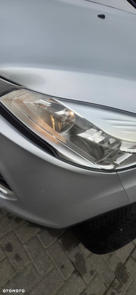 Ford Kuga 2.0 TDCi 4x4 Titanium - 25