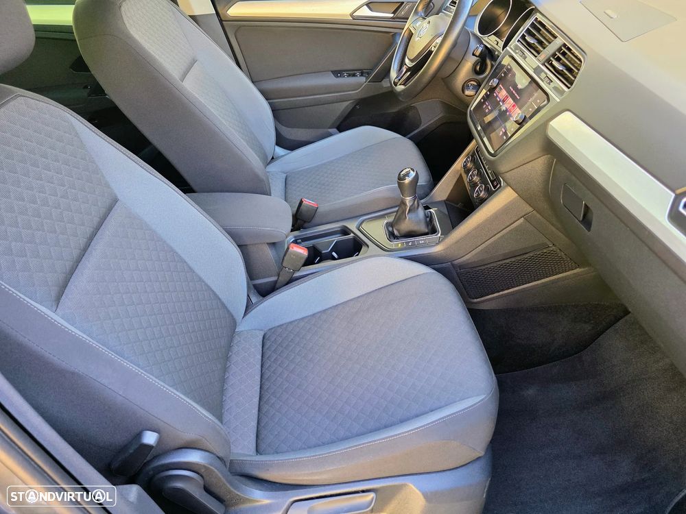 VW Tiguan 1.5 TSI Confortline - 47