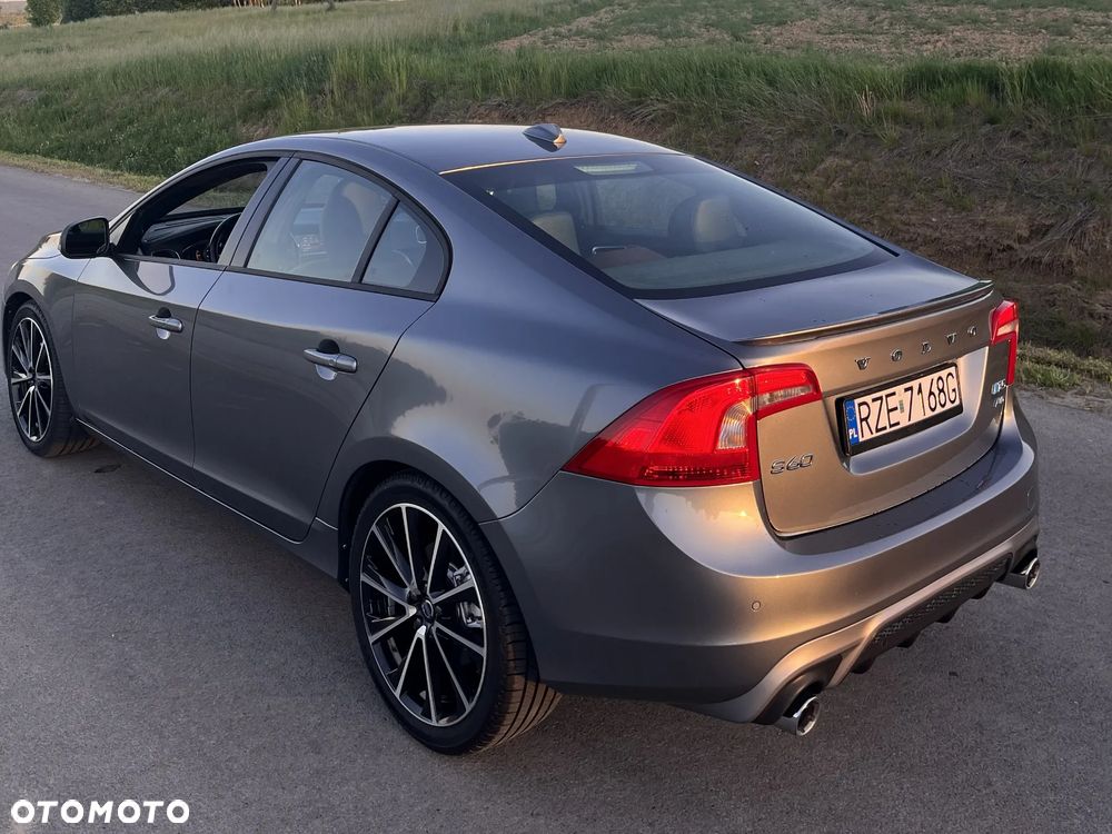 Volvo S60 - 6