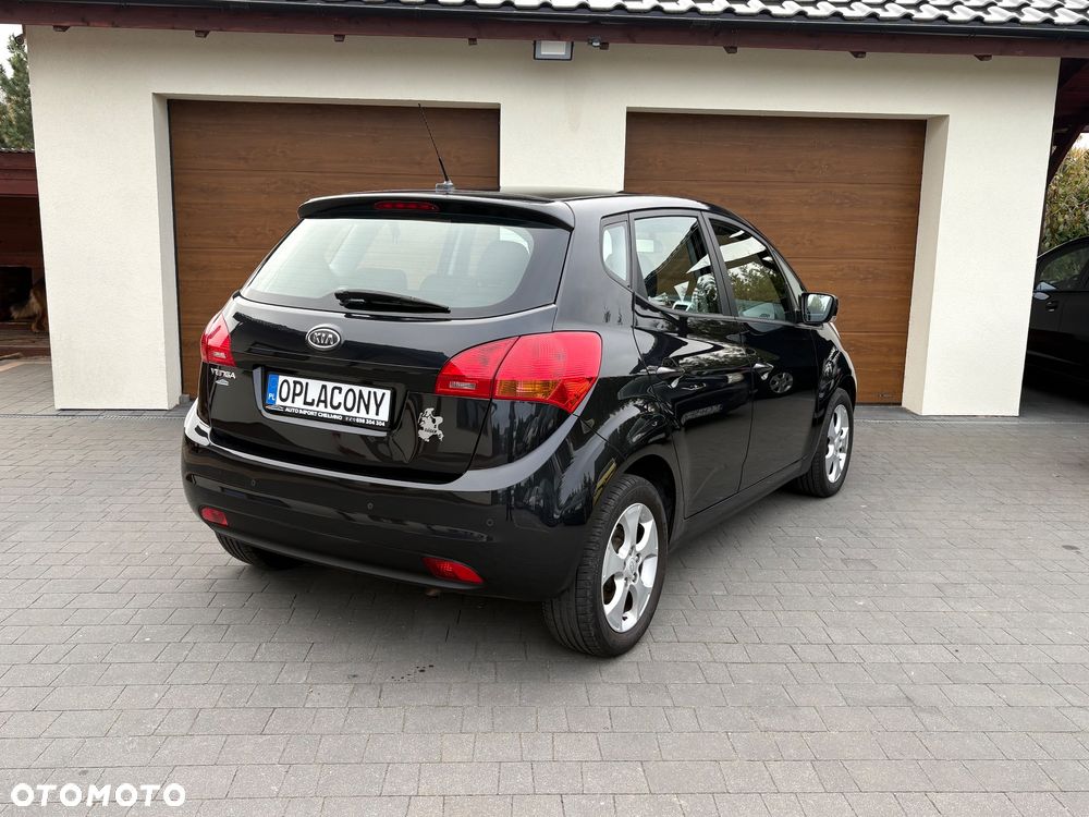 Kia Venga - 4