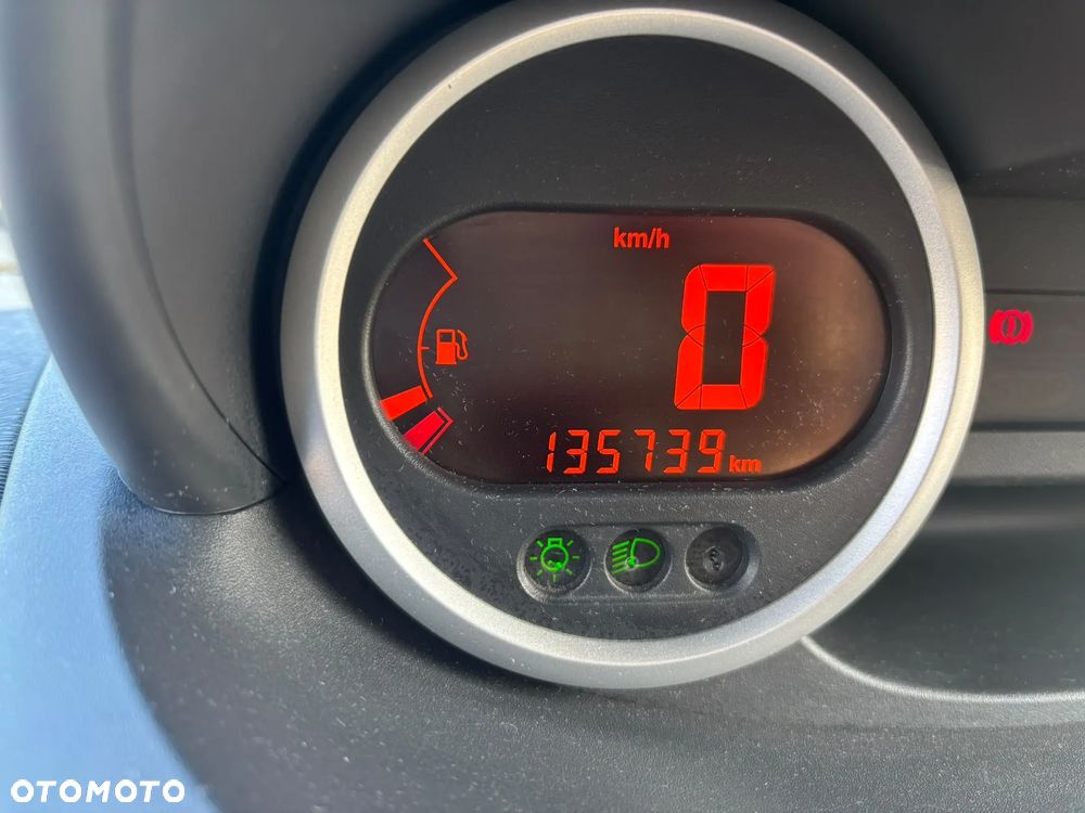 Renault Twingo 2010 photo 4