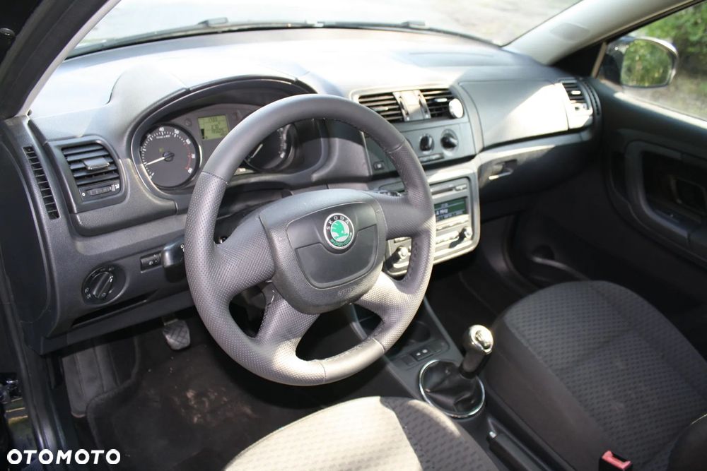 Skoda Fabia 1.2 HTP Elegance - 18
