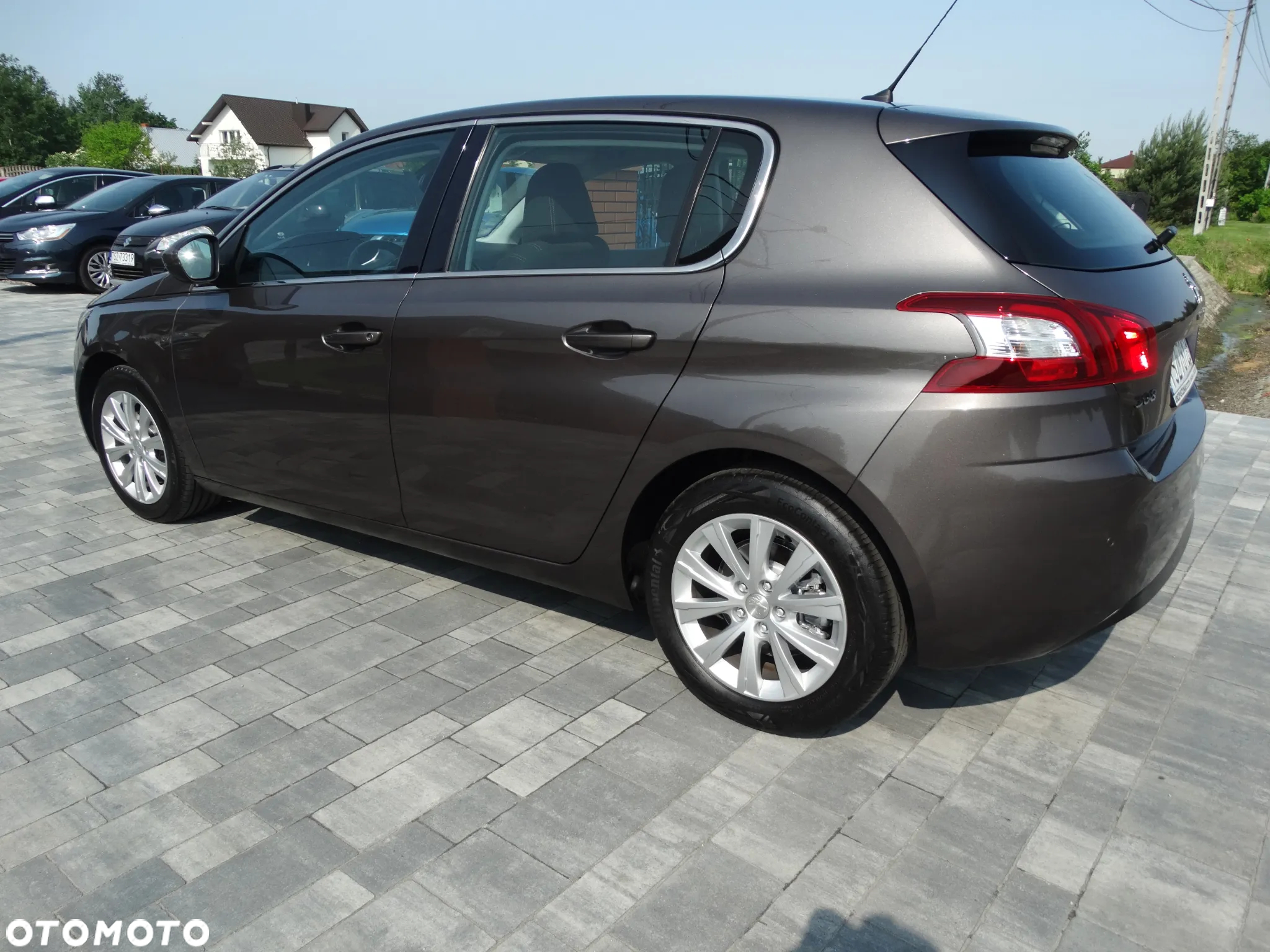 Peugeot 308 1.6 BlueHDi Allure S&S - 9