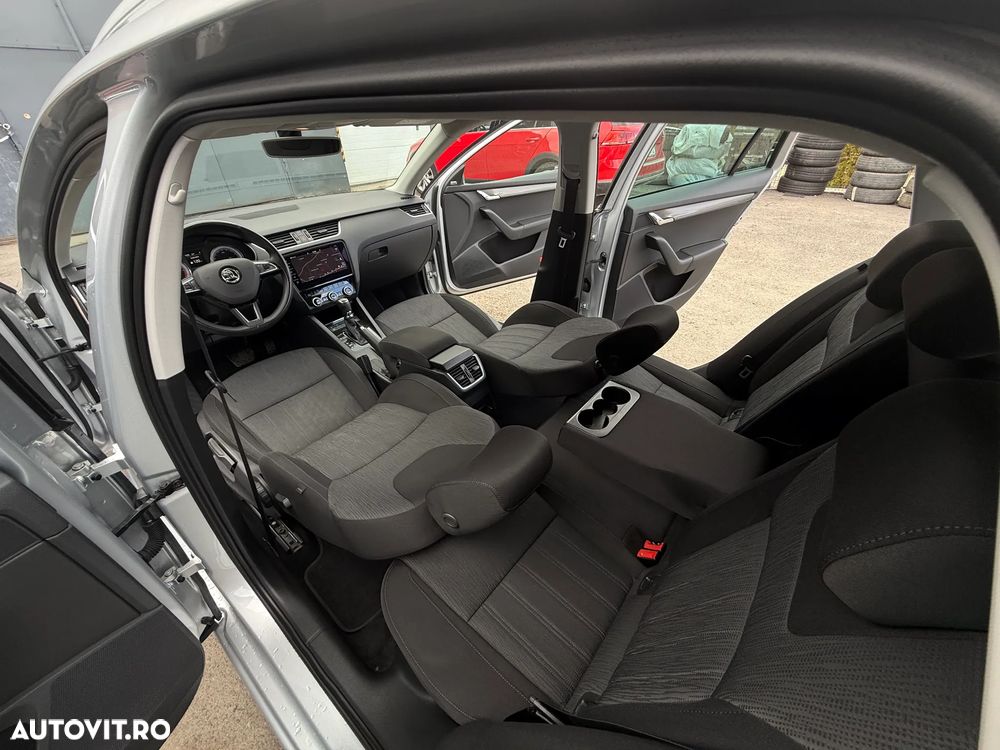 Skoda Octavia 1.6 TDI DSG Ambition - 7