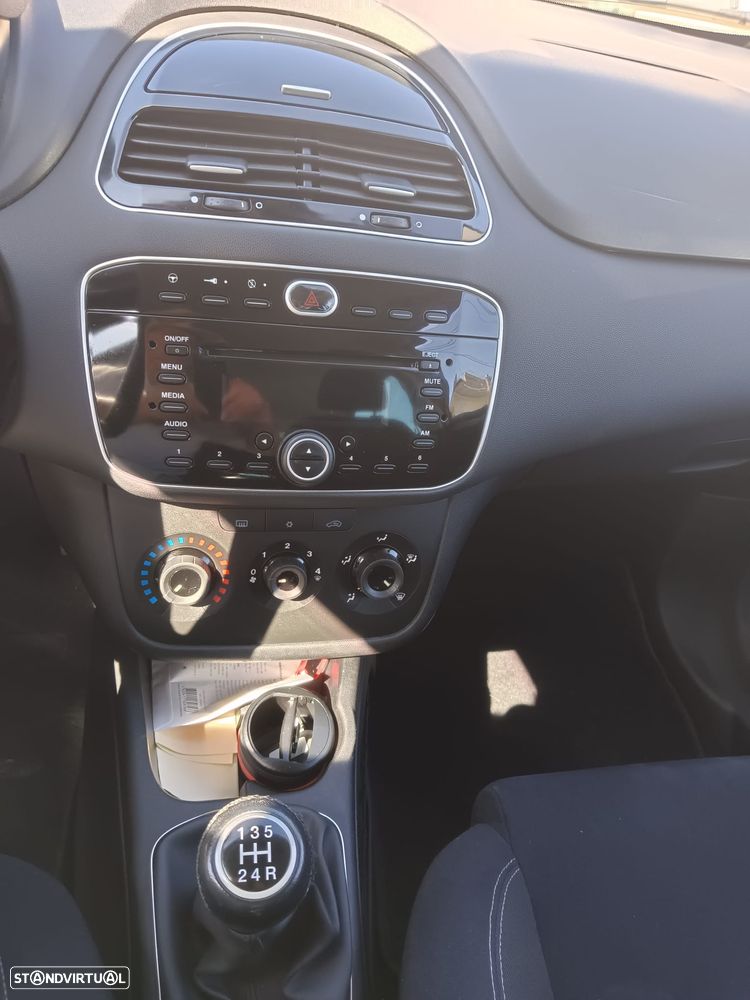 Fiat Punto 1.3 M-Jet Easy S&S - 3