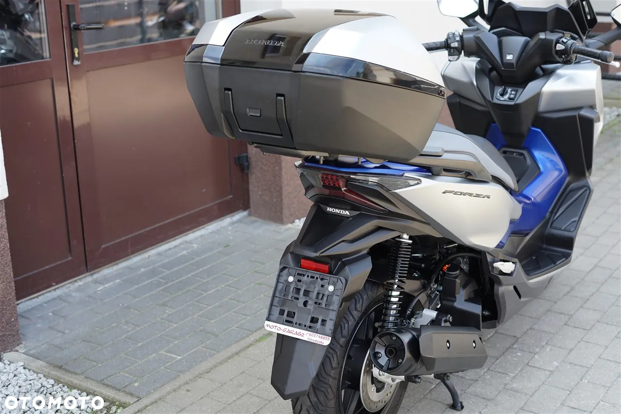 Honda NSS - 6