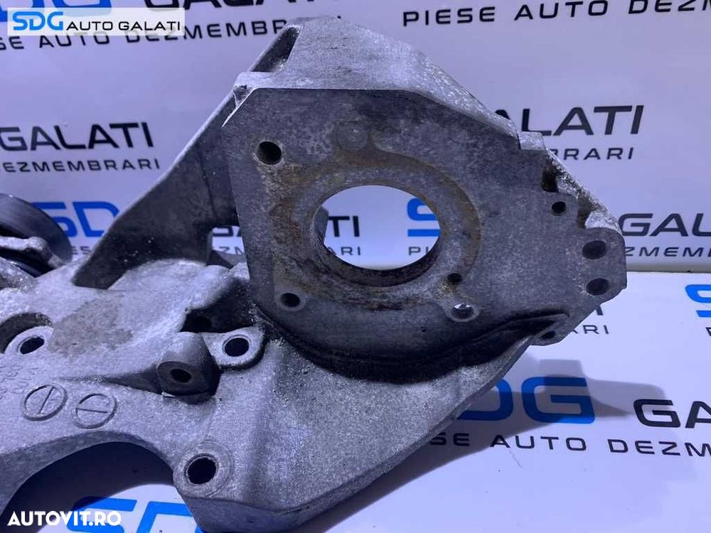 Suport Accesorii Altenator Compresor AC Clima cu Rola Intinzatoare VW Polo 6R 1.6 TDI CAYA CAYB CAYC CLNA 2010 - Prezent, Cod 03L903143Q 03L903139Q 038903315AH - 3