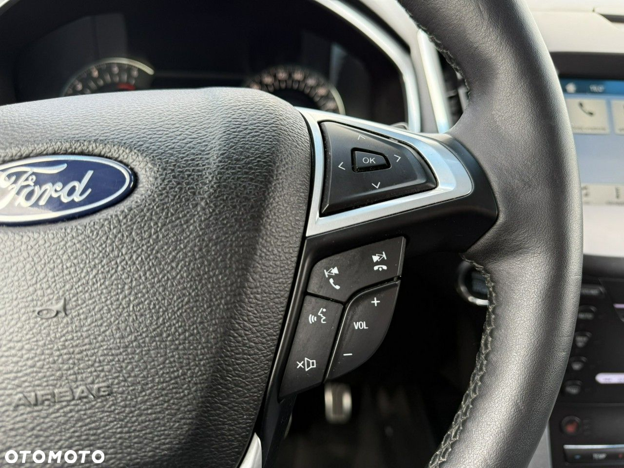 Ford Edge 2.0 TDCi Bi-Turbo 4x4 ST-LINE - 25