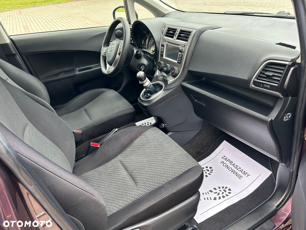 Toyota Verso S 1.33 VVT-i - 15