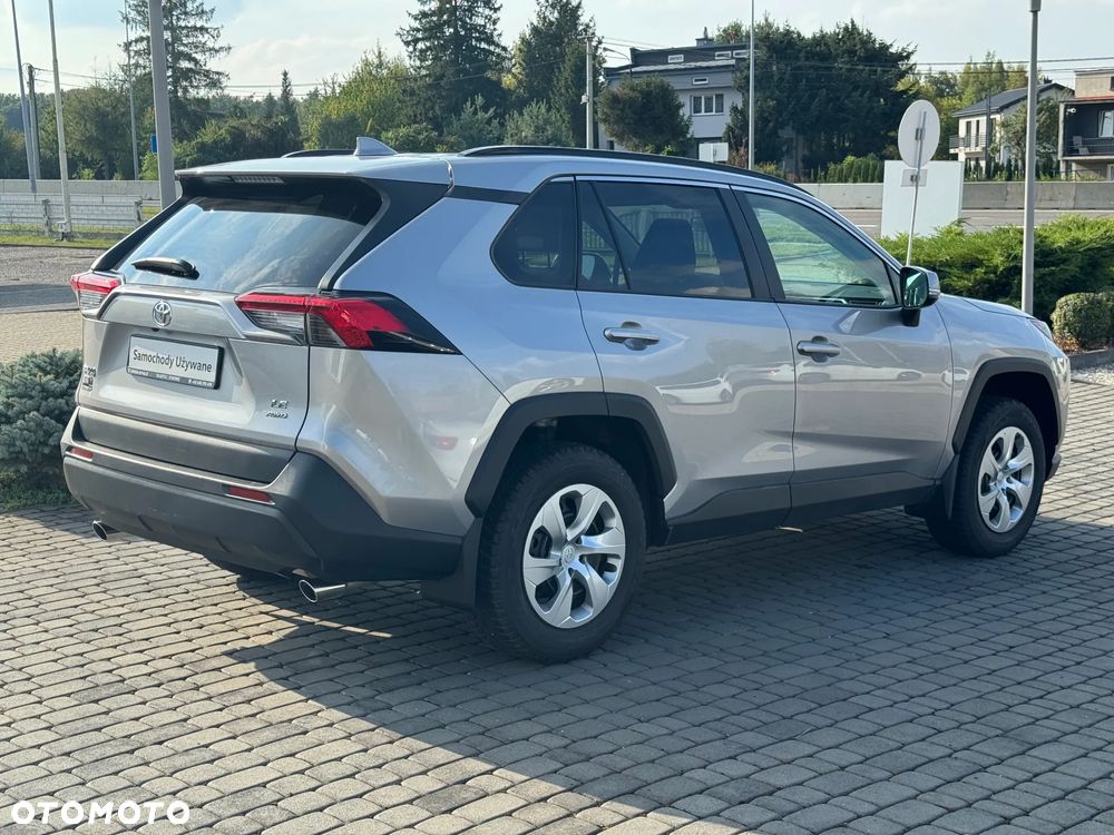Toyota RAV4 - 3