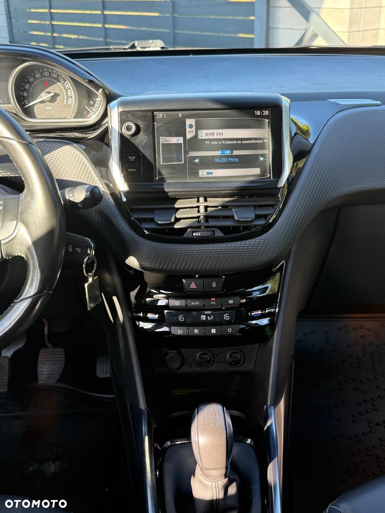 Peugeot 2008 1.6 VTi Allure - 20