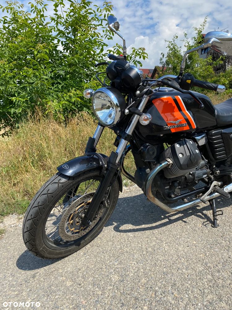 Moto Guzzi V7 - 10