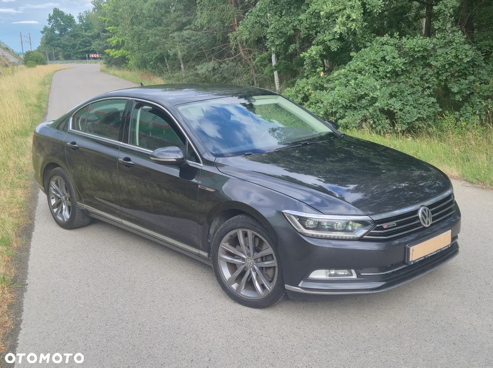 Volkswagen Passat - 11