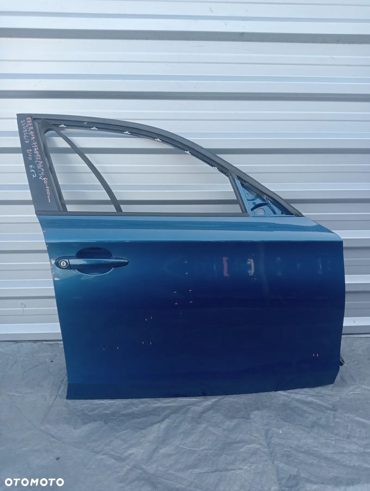 BMW E87 DRZWI  A19 SYDNEUBLAU