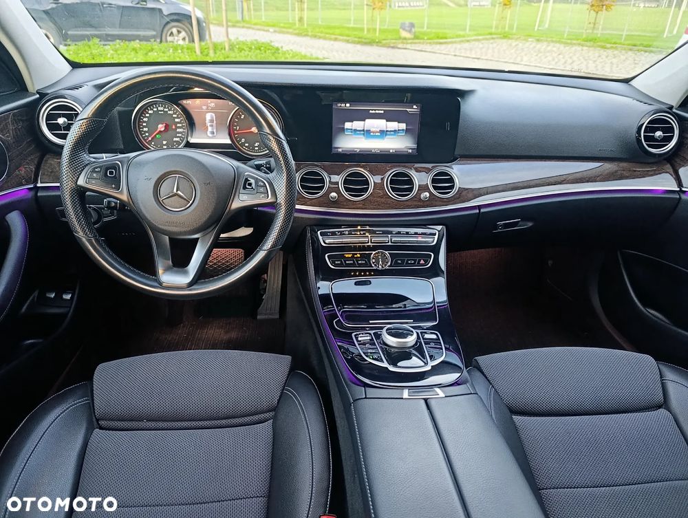 Mercedes-Benz Klasa E 220 d 9G-TRONIC Avantgarde - 20
