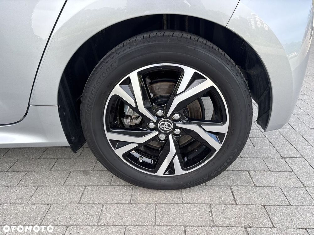 Toyota Yaris Hybrid 1.5 Style - 13
