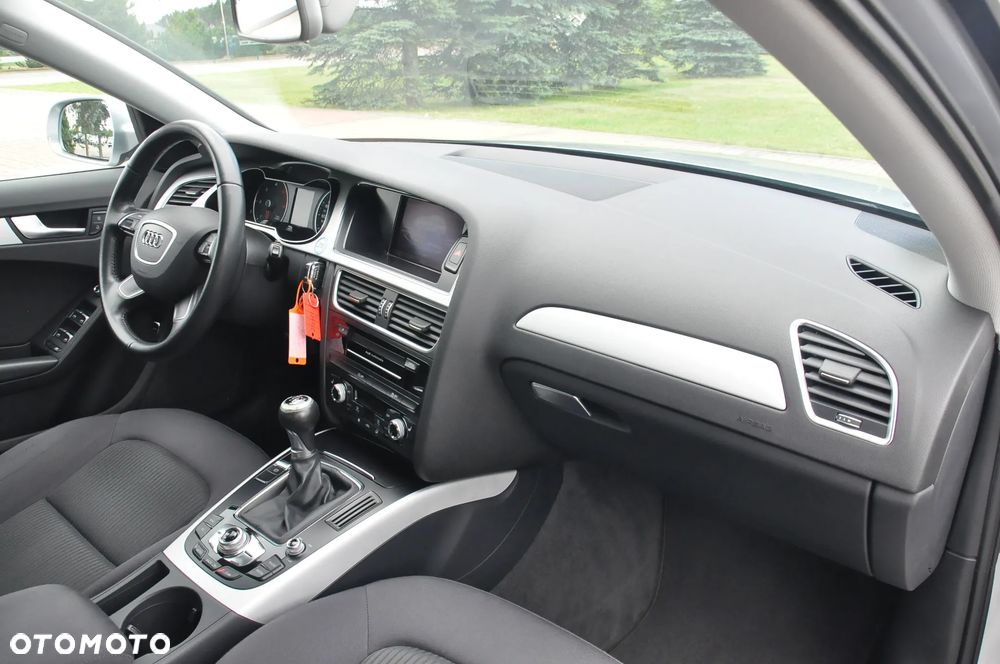 Audi A4 Avant 2.0 TDI DPF Attraction - 29