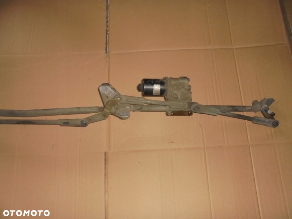 MECHANIZM WYCIERACZEK PEUGEOT 307 - 2