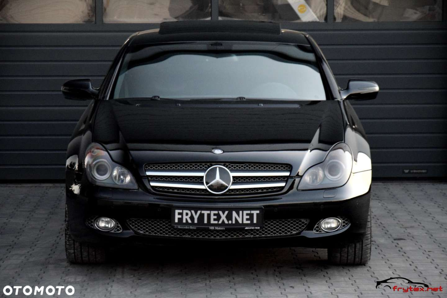 Mercedes-Benz CLS - 6
