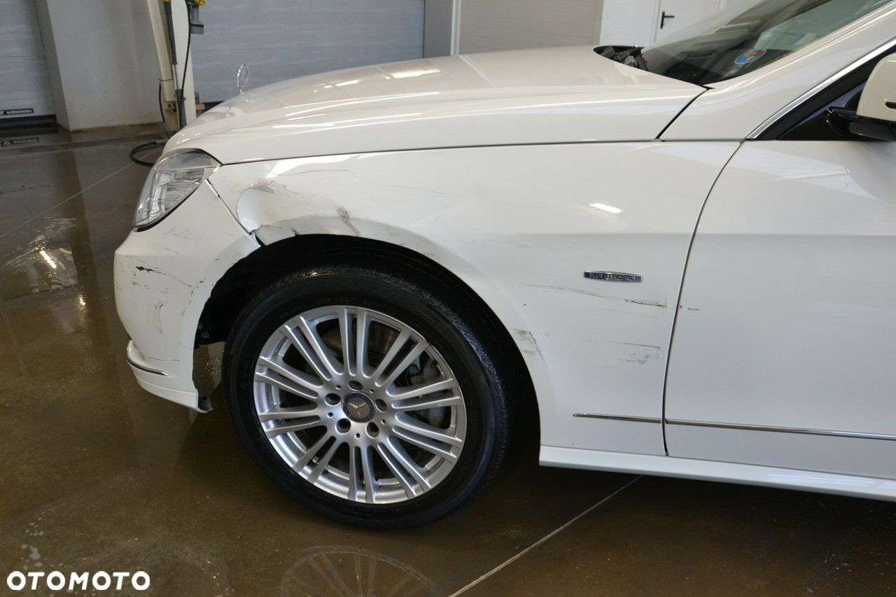 Mercedes-Benz Klasa E - 9