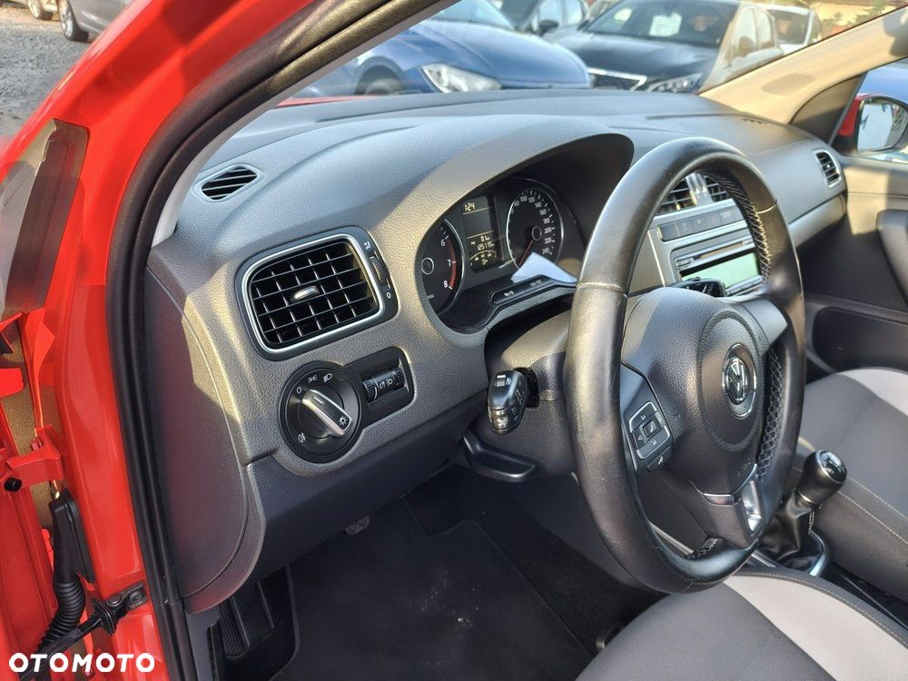 Volkswagen Polo 1.2 Life - 10