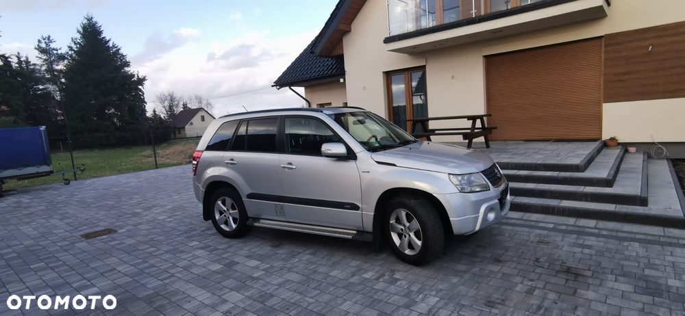 Suzuki Grand Vitara 1.9 DDiS - 3