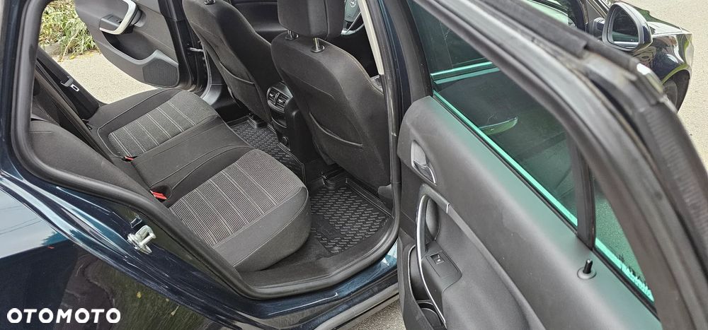 Opel Insignia - 22