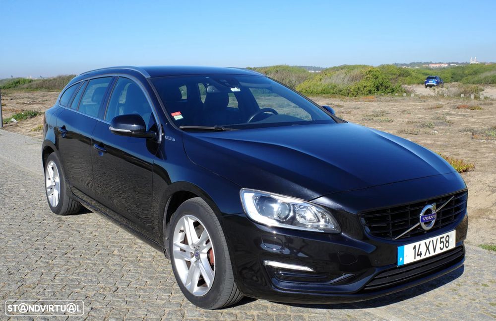 Volvo V60 D6 Plug-In-Hybrid AWD Geartronic Summum - 8