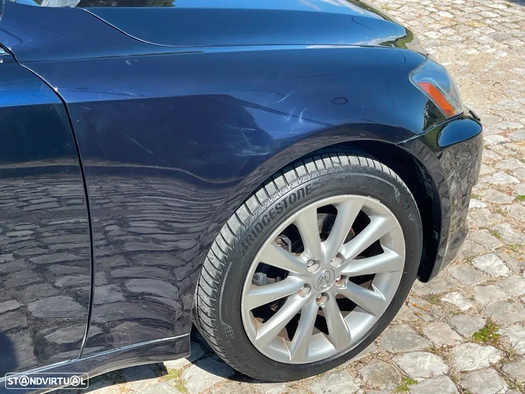 Lexus IS 220 d Sport 58 - 8
