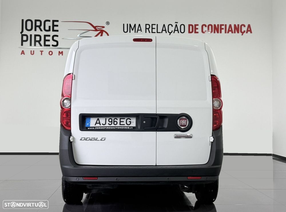 Fiat DOBLO CARGO 1.3 M-JET 95 CV - 3 LUGARES - IVA DEDUTIVÉL - 16