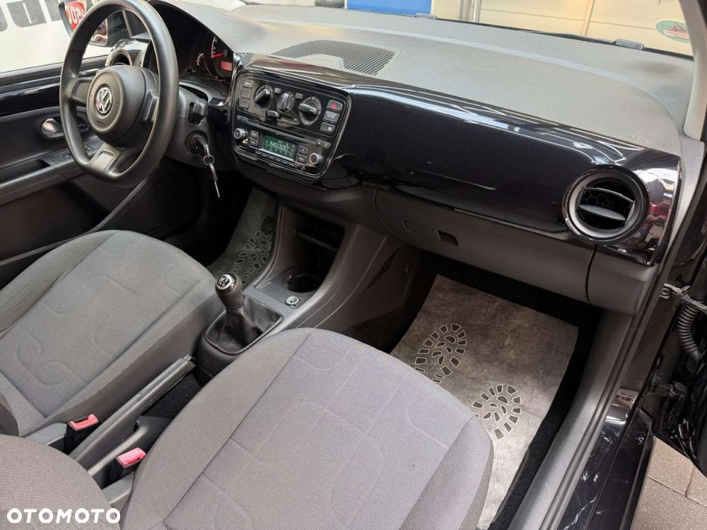 Volkswagen up! - 37