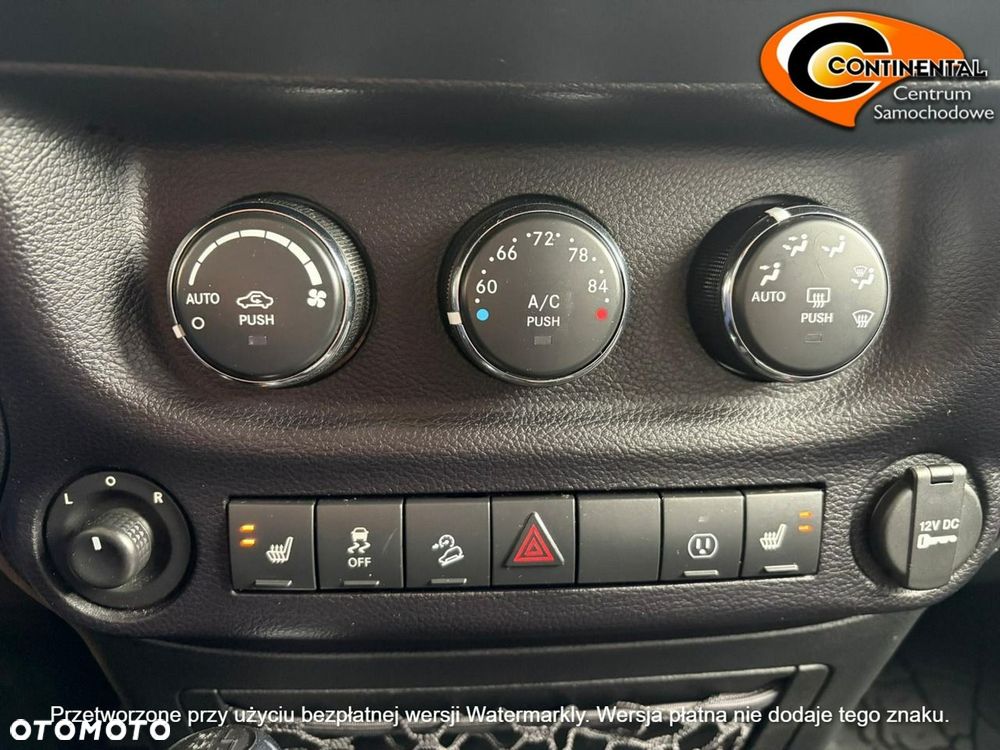Jeep Wrangler - 9